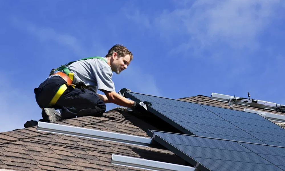 installera solpaneler tak